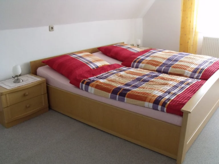 Schlafzimmer OG