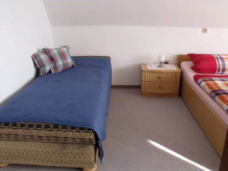 Schlafzimmer OG