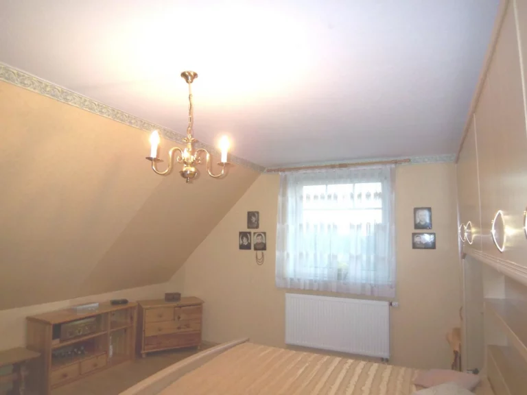 Schlafzimmer OG