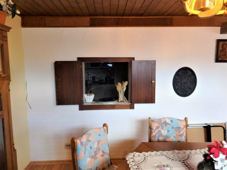 Esszimmer m. Durchreiche