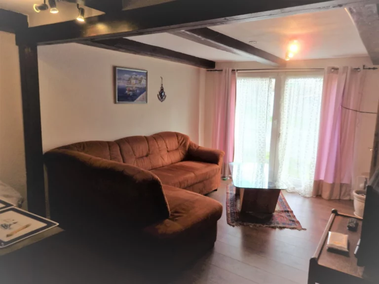 Wohn-/Esszimmer ELW
